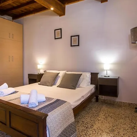 Casa de Férias Anna's House In The Old Town
